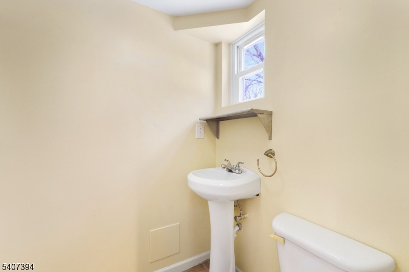 32 Seneca Trail Sparta, NJ 07871 - Photo 23 of 43