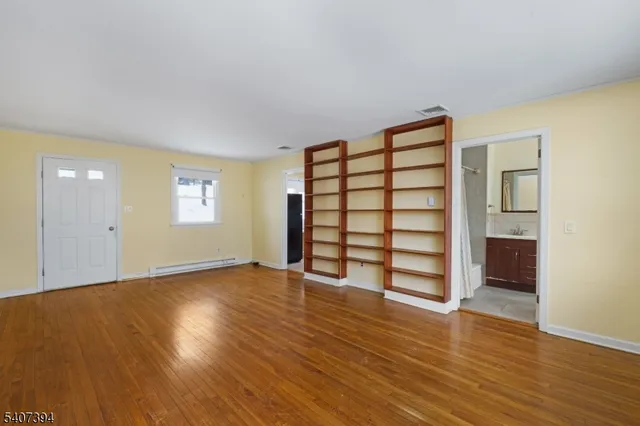 $599,000 | 32 Seneca Trail, Sparta, NJ 07871