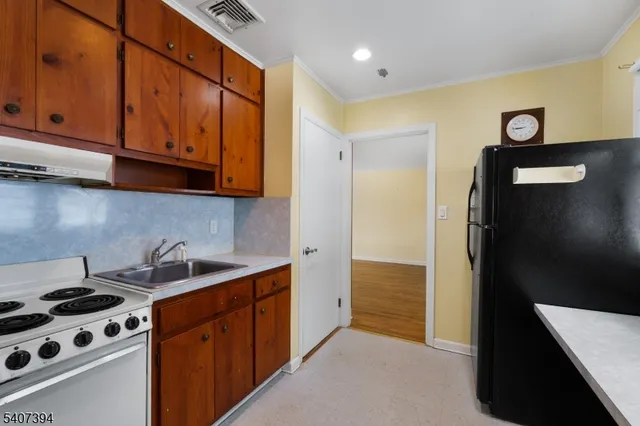 $599,000 | 32 Seneca Trail, Sparta, NJ 07871