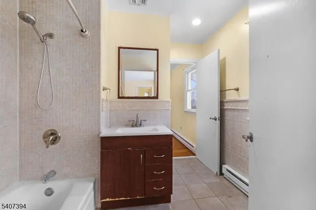 $599,000 | 32 Seneca Trail, Sparta, NJ 07871