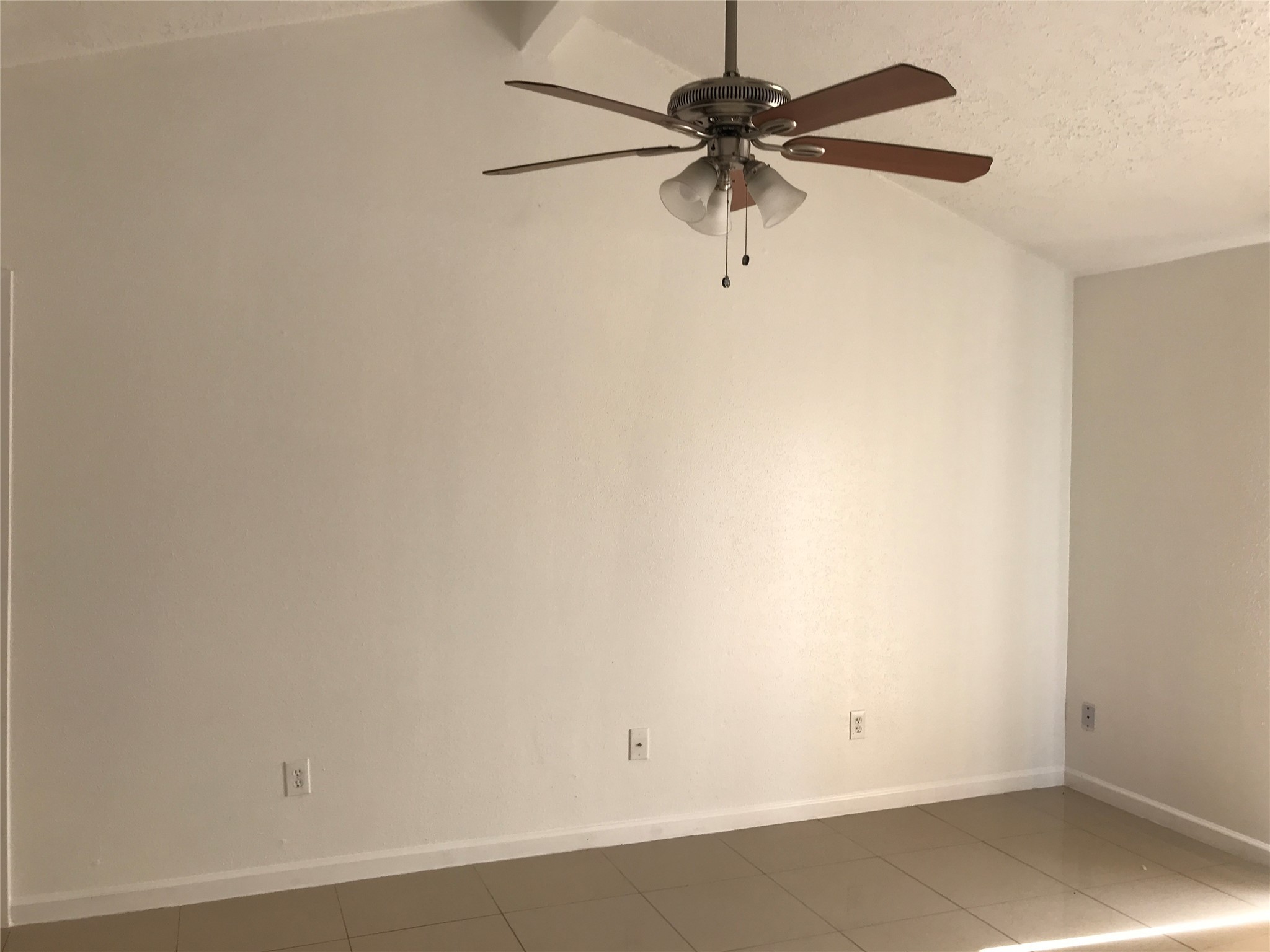 727 Doncrest Street Channelview, TX 77530 - Photo 8 of 40 a view of a room with a fan
