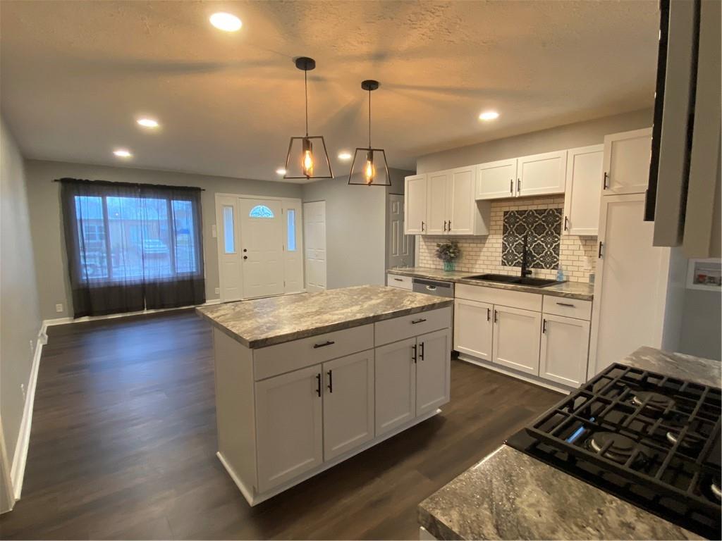 522 Ellerdale Road Chesterfield, IN 46017 - Photo 5 of 7