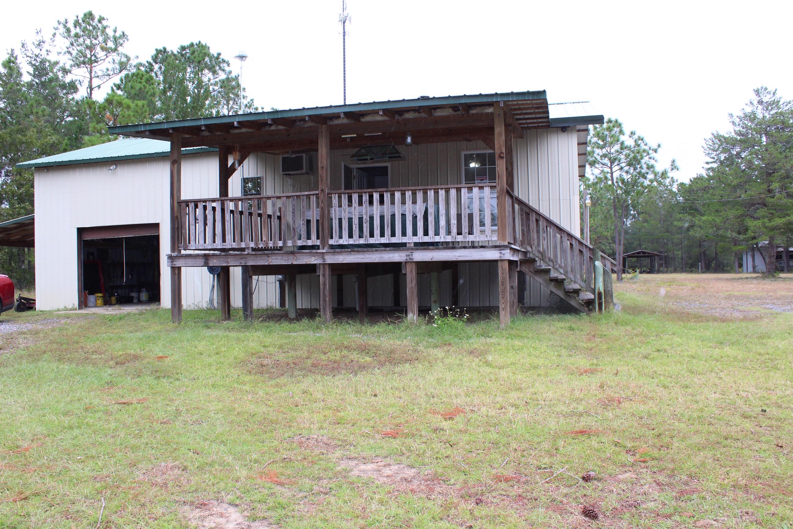 213 Wagon Wheel Road DeFuniak Springs, FL 32435 - Photo 1 of 22 213 Wagon Wheel