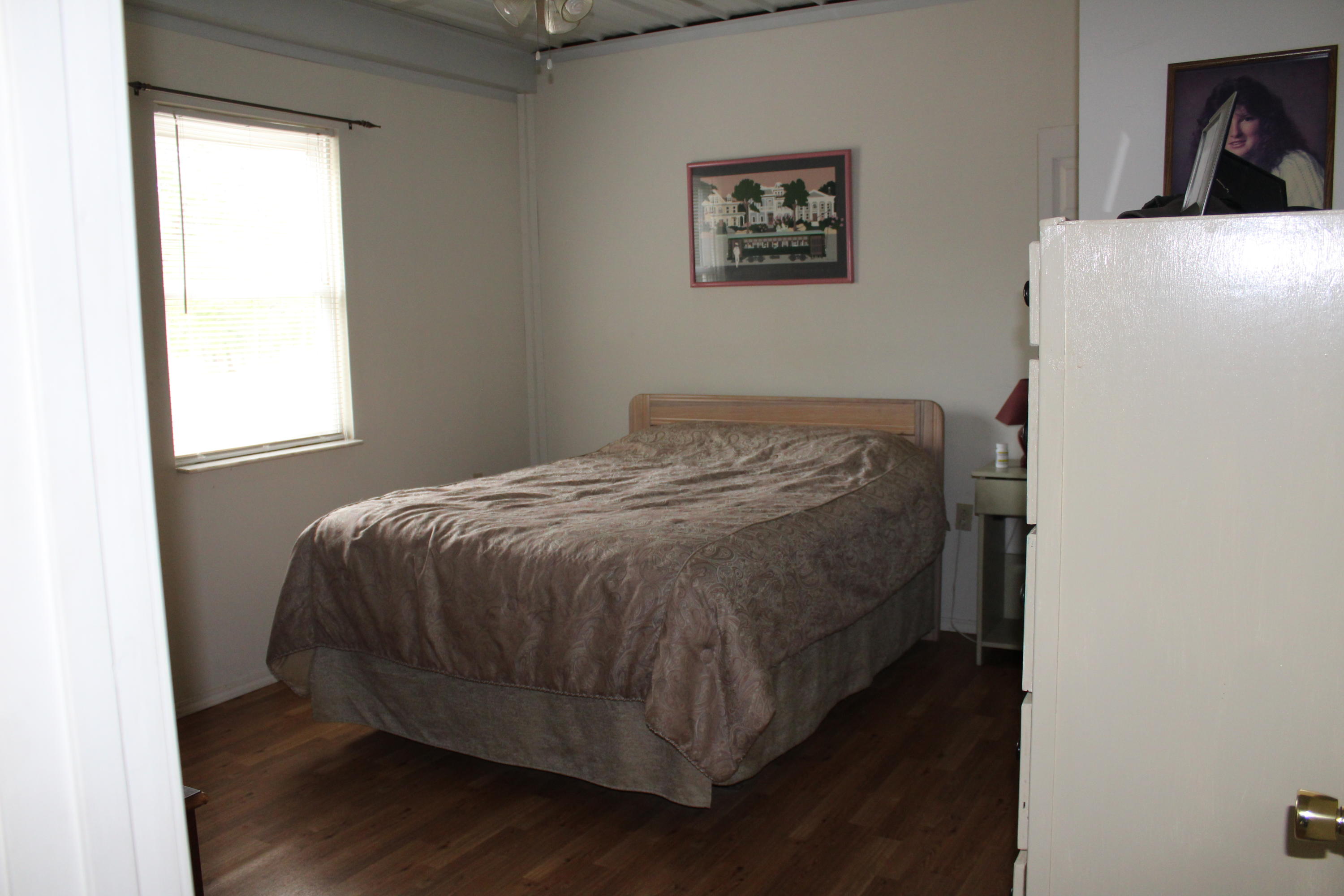 213 Wagon Wheel Road DeFuniak Springs, FL 32435 - Photo 15 of 22 316D1720-3F0C-487B-98D3-066AF13B30F8