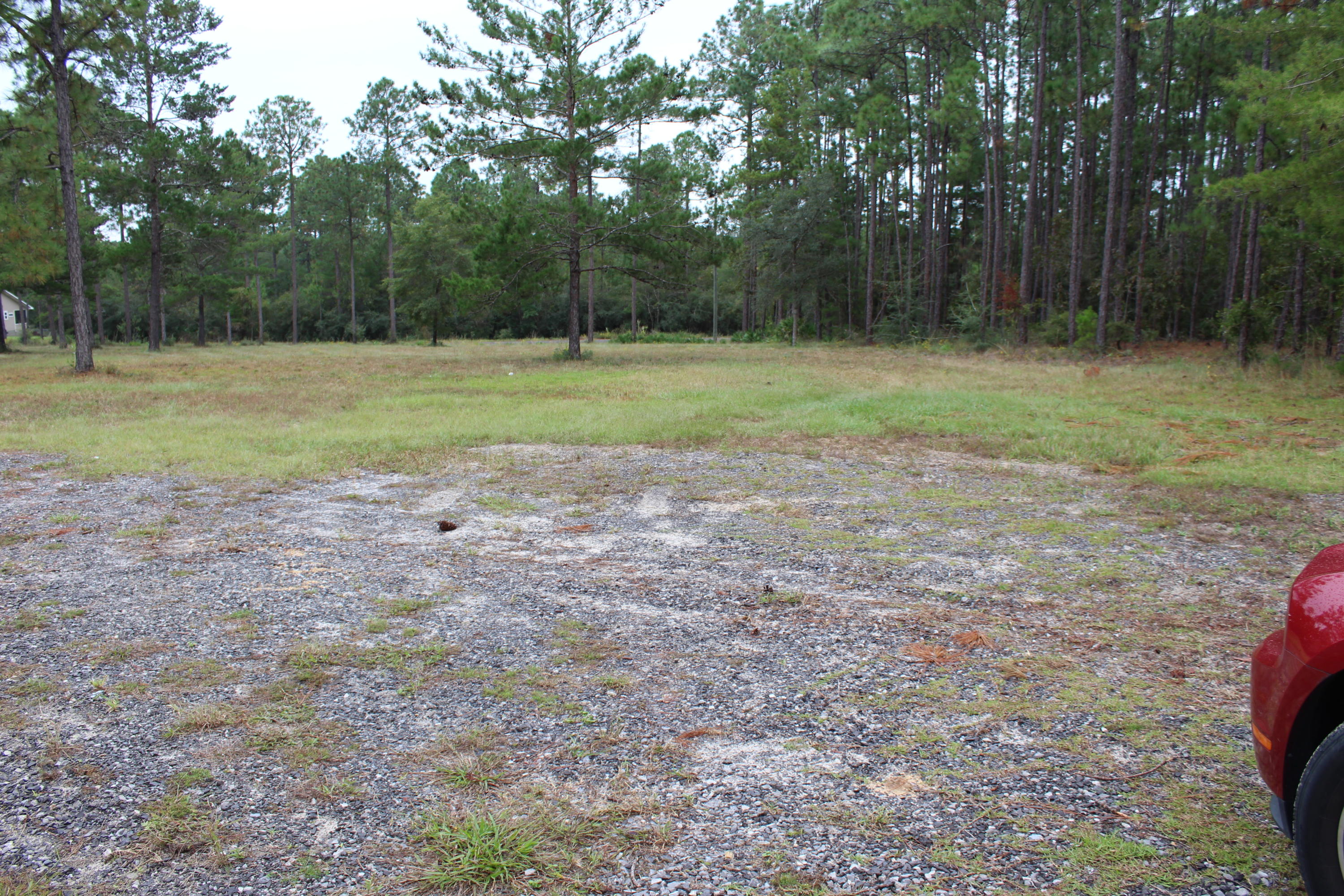 213 Wagon Wheel Road DeFuniak Springs, FL 32435 - Photo 8 of 22 52B878C4-6D53-41B2-95B9-988C8B584F4D