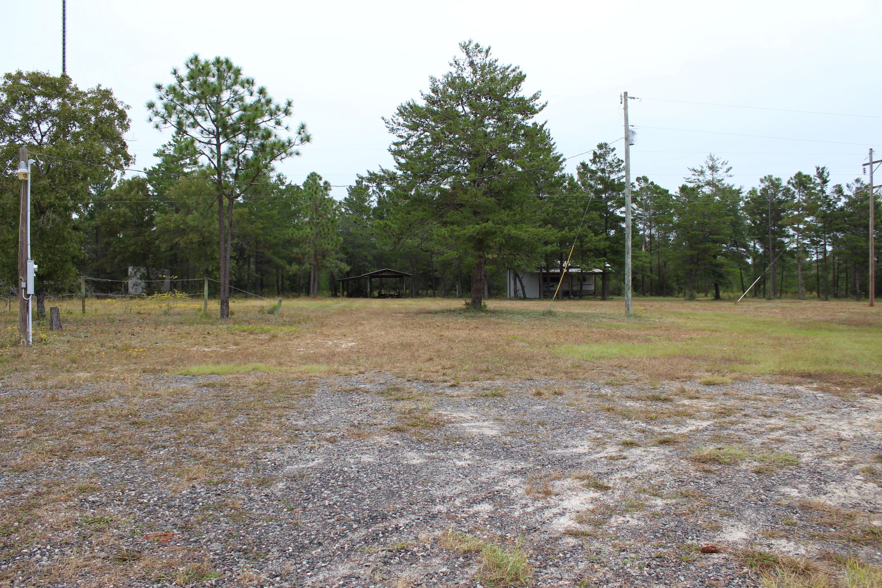 213 Wagon Wheel Road DeFuniak Springs, FL 32435 - Photo 9 of 22 6C6C5EB4-C3A5-4535-97EA-A39521F7AC83