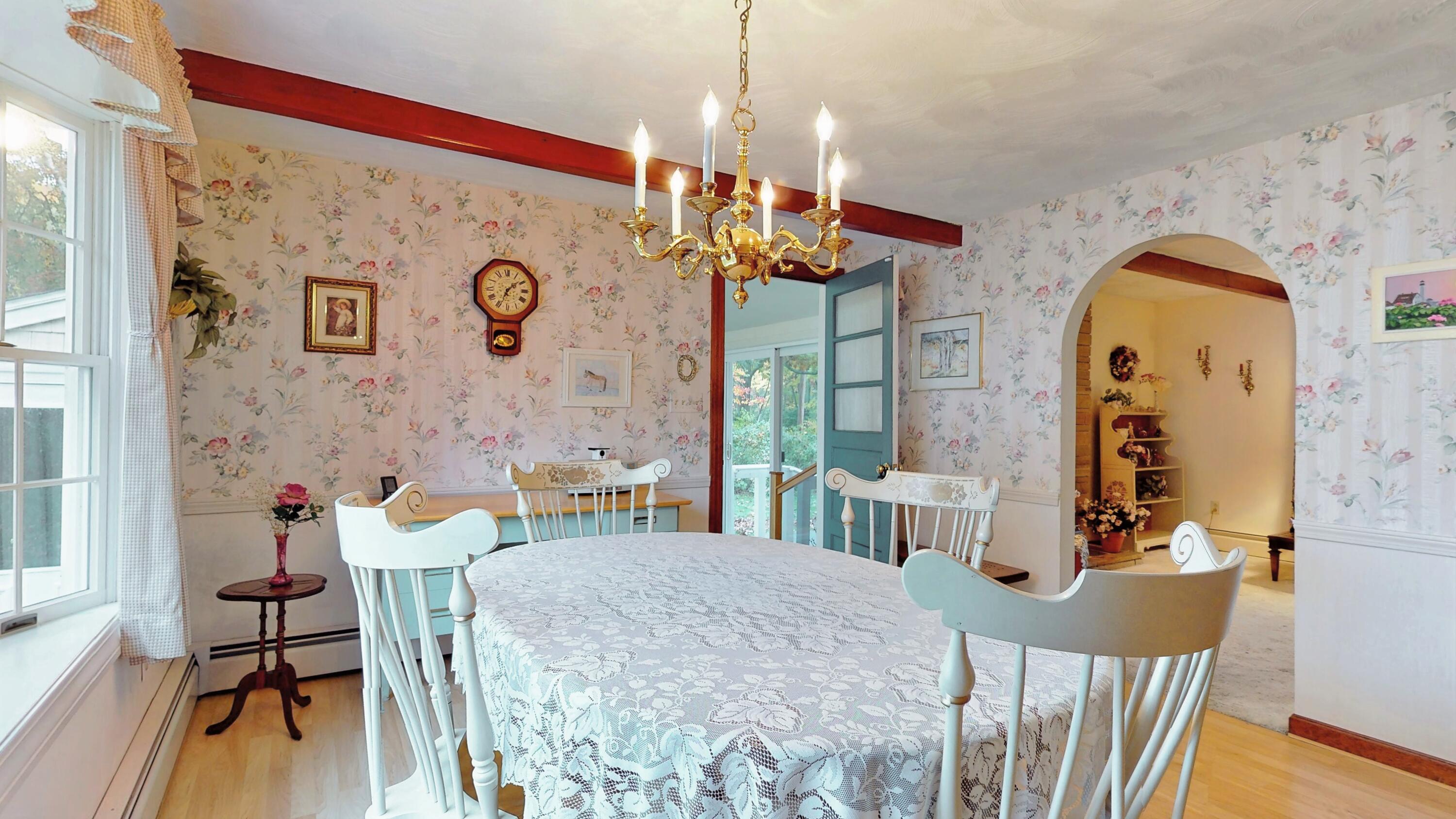 17 Columbus Road Cape Elizabeth, ME 04107 - Photo 9 of 69 17-Columbus-Rd-Cape-Elizabeth-10172022_2