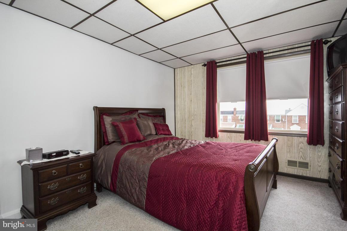 1832 Dunmere Road Dundalk, MD 21222 - Photo 24 of 30 Bedroom (Master)