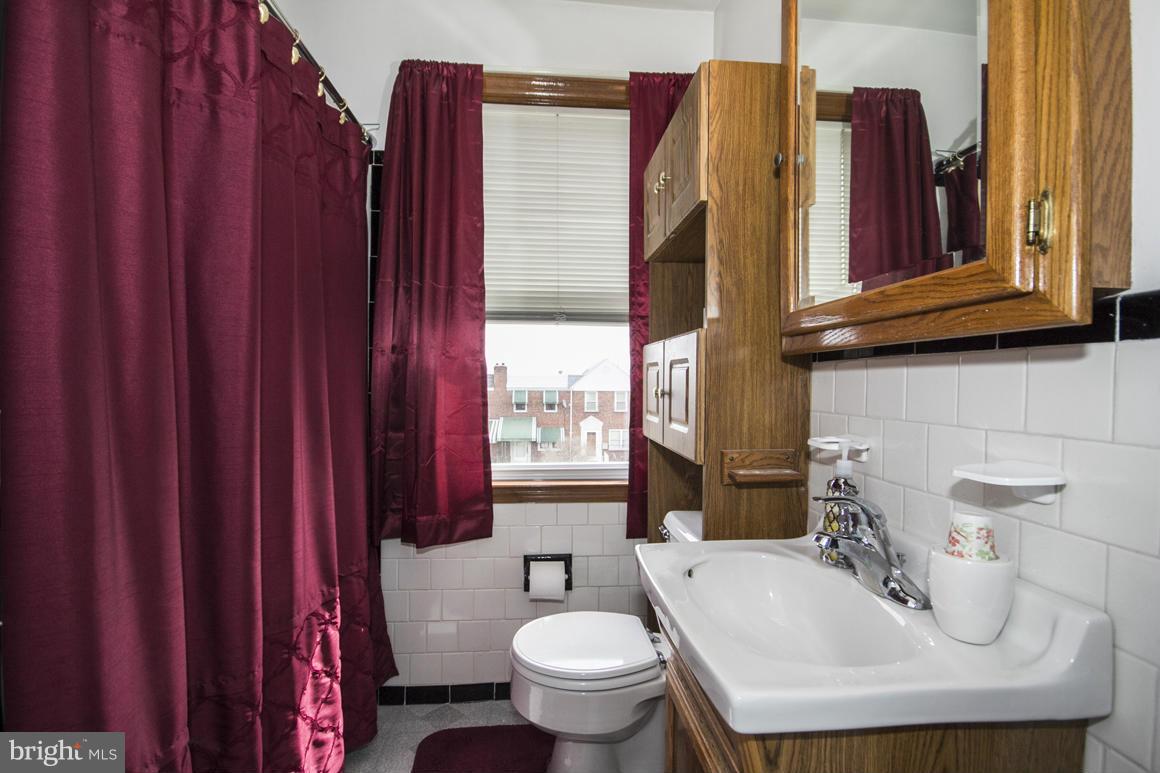 1832 Dunmere Road Dundalk, MD 21222 - Photo 26 of 30 Bath