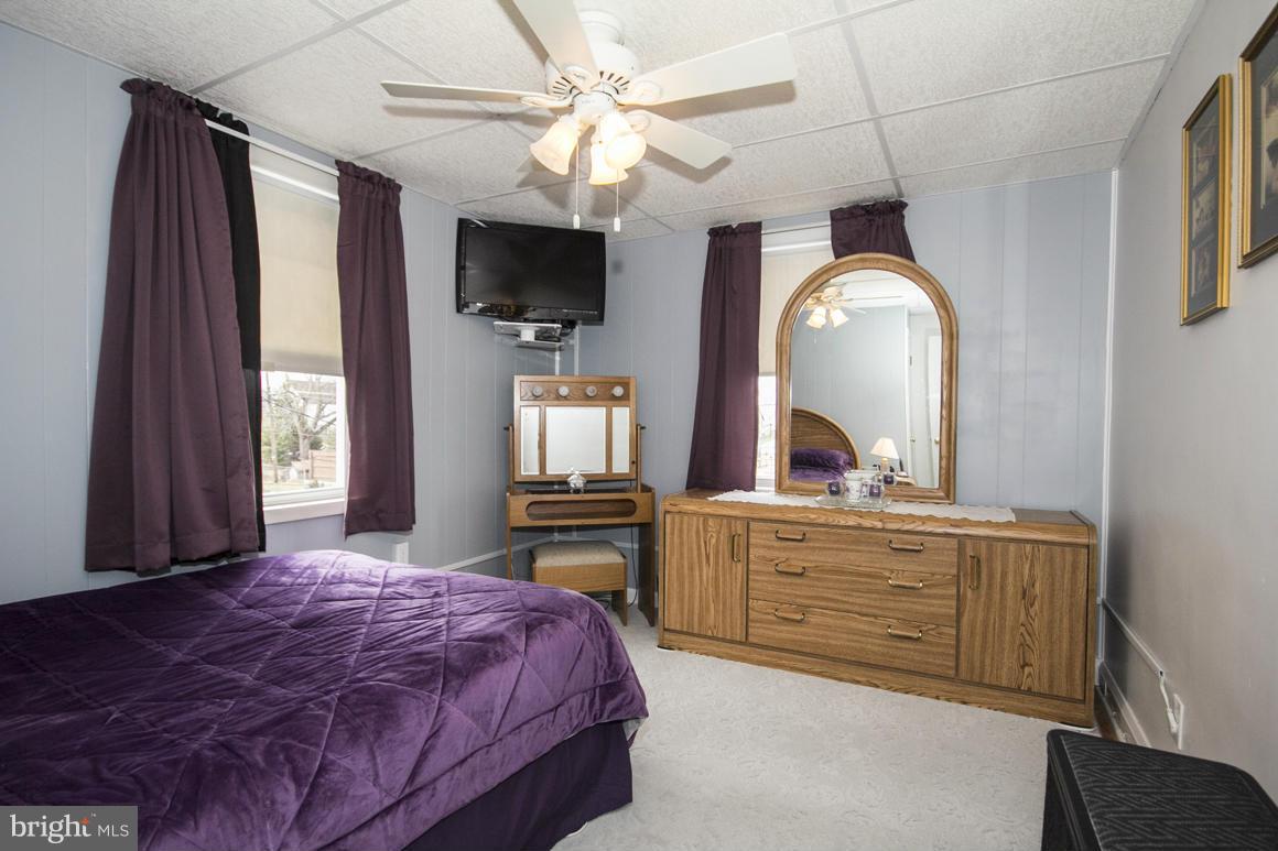 1832 Dunmere Road Dundalk, MD 21222 - Photo 28 of 30 Bedroom