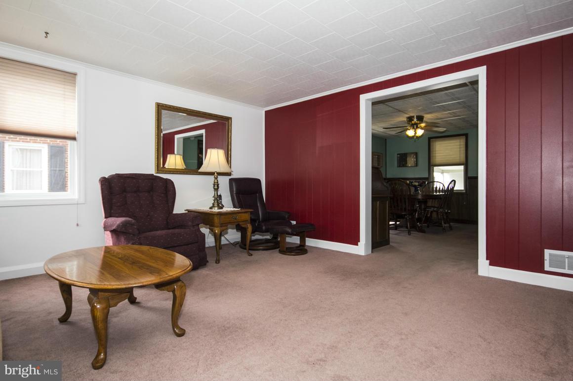 1832 Dunmere Road Dundalk, MD 21222 - Photo 8 of 30 Living Room