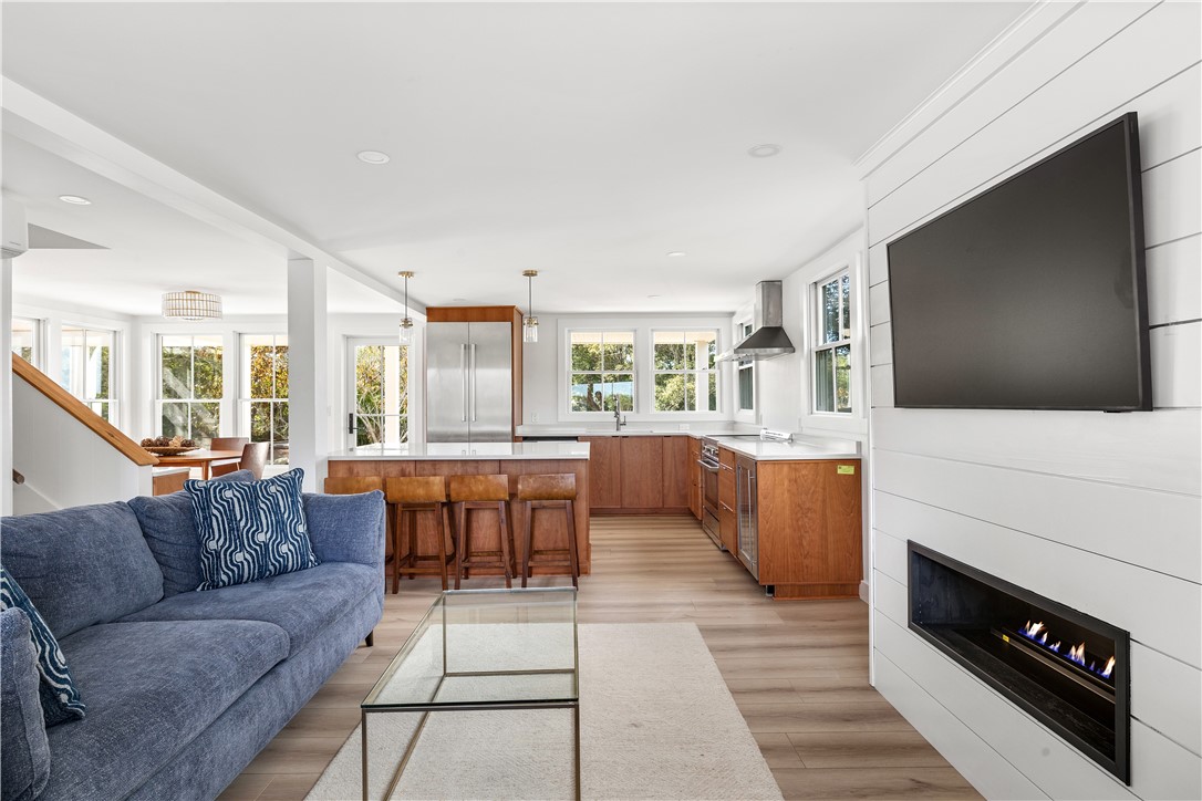 804 Mohegan Trail Block Island, RI 02807 - Photo 16 of 49