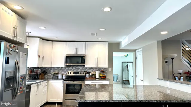 $545,990 | 1915 Huguenot Place, Severn, MD 21144