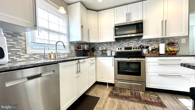 $545,990 | 1915 Huguenot Place, Severn, MD 21144