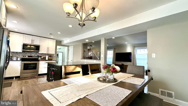 $545,990 | 1915 Huguenot Place, Severn, MD 21144