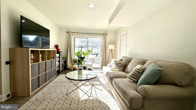 $545,990 | 1915 Huguenot Place, Severn, MD 21144