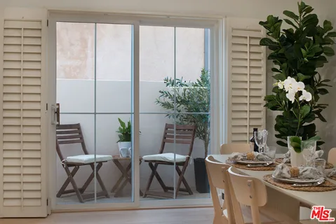 $2,495,000 | 838 17th Street, Unit 105, Santa Monica, CA 90403