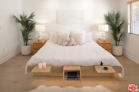 $2,495,000 | 838 17th Street, Unit 105, Santa Monica, CA 90403