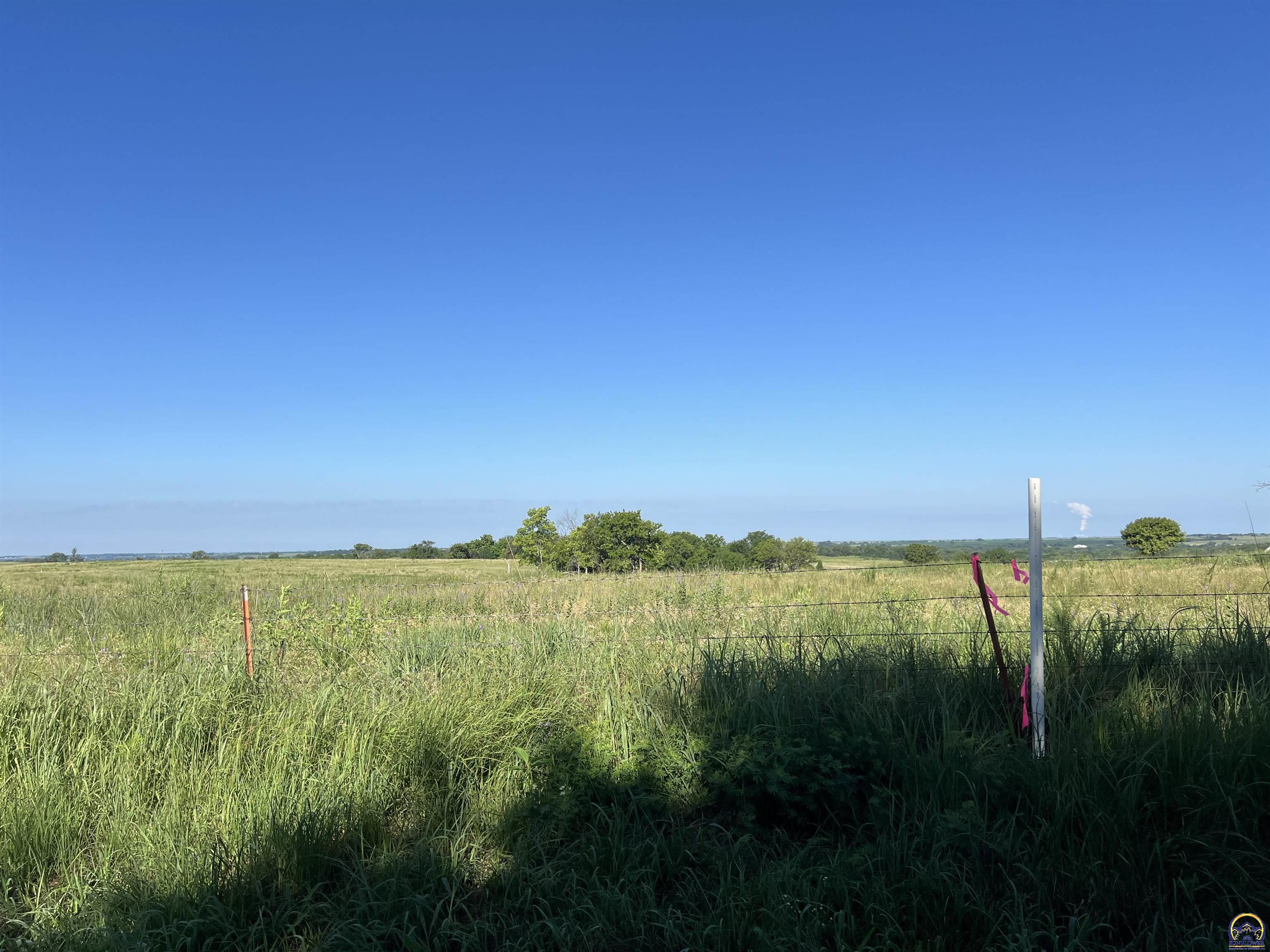 6 Northwest Jennings Road Topeka, KS 66618 - Photo 1 of 1