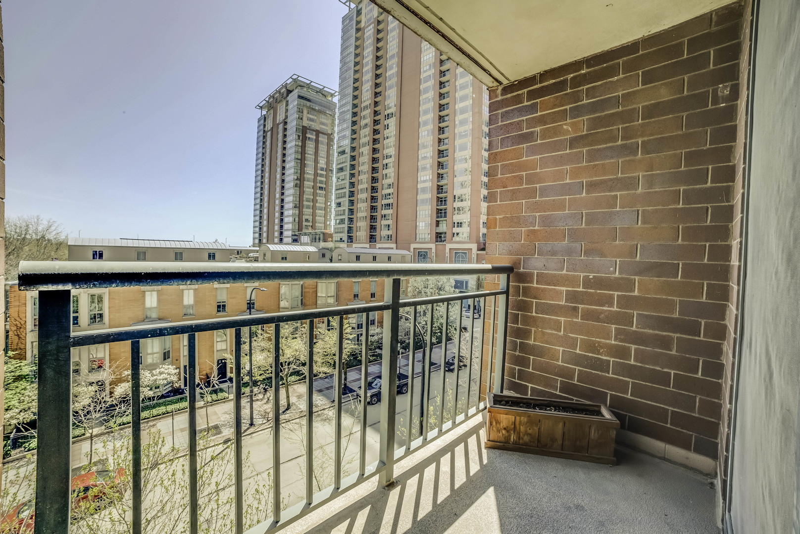 440 North McClurg Court, Unit 513 Chicago, IL 60611 - Photo 11 of 35