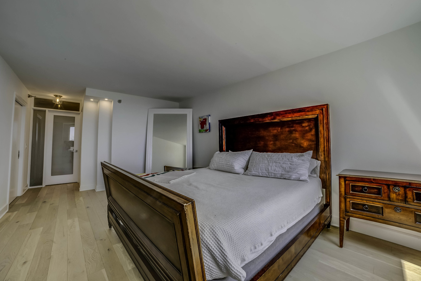 440 North McClurg Court, Unit 513 Chicago, IL 60611 - Photo 13 of 35