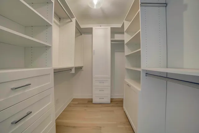 $4,000 | 440 North McClurg Court, Unit 513, Chicago, IL 60611