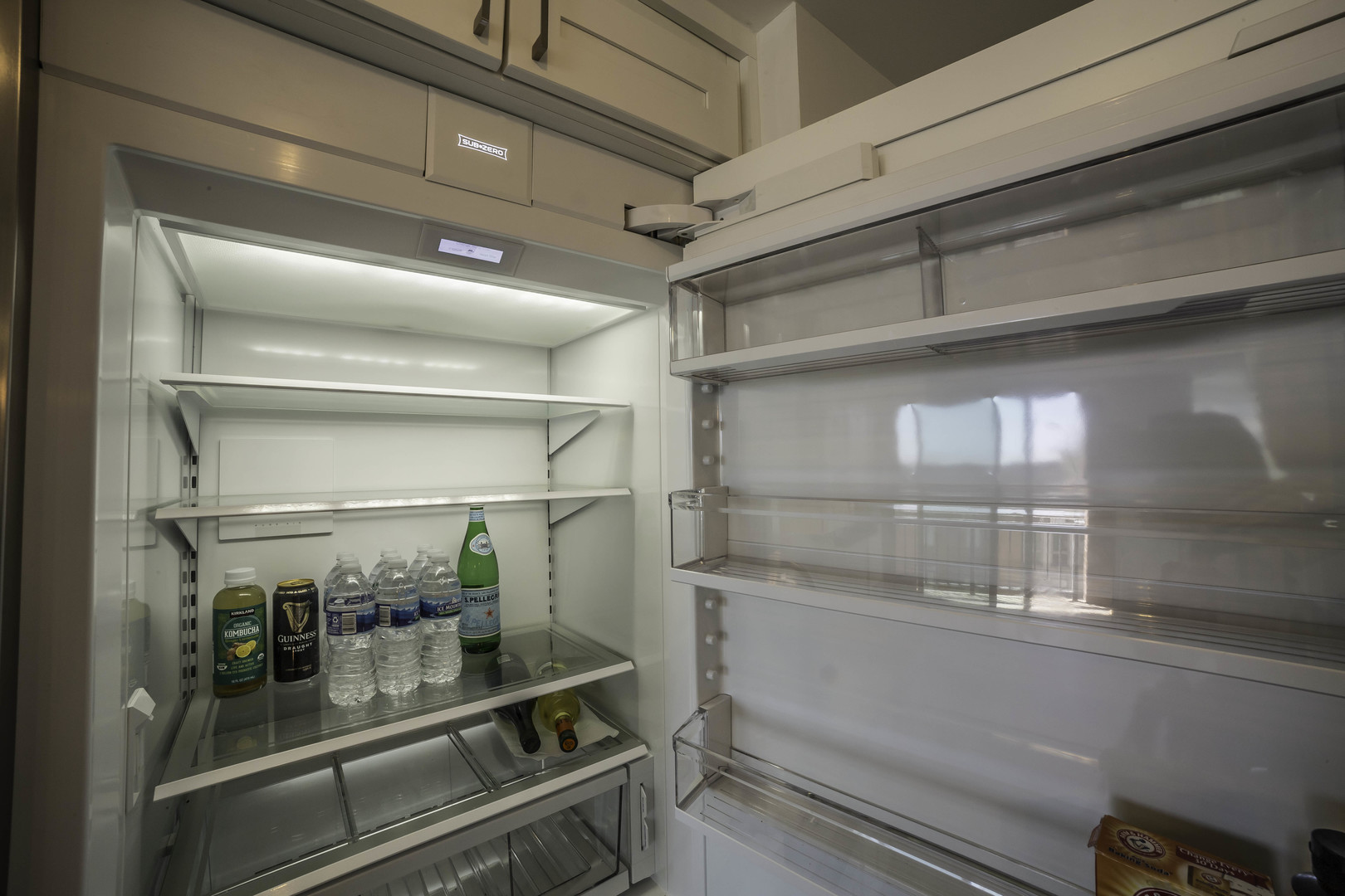 440 North McClurg Court, Unit 513 Chicago, IL 60611 - Photo 9 of 35