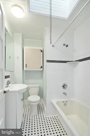 $4,200 | 4 Park Avenue, Swarthmore, PA 19081