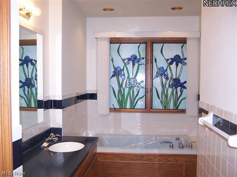 3026 Falcons Ridge Circle Northwest Canton, OH 44708 - Photo 14 of 20 Master bath