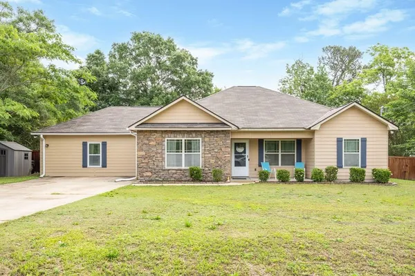 $274,900 | 2904 Poyner Drive, Phenix City, AL 36870