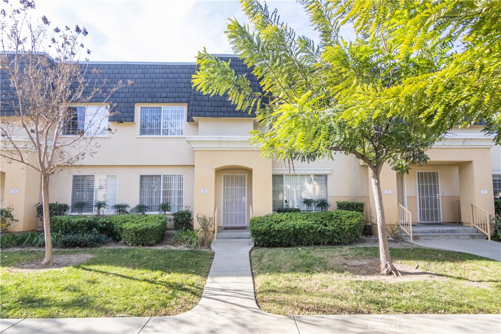 19216 Hamlin Street, Unit 6 Reseda, CA 91335 - Photo 2 of 20