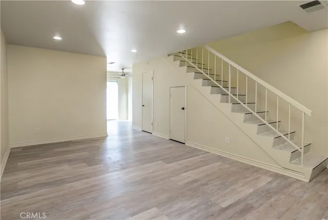 $3,150 | 19216 Hamlin Street, Unit 6, Reseda, CA 91335