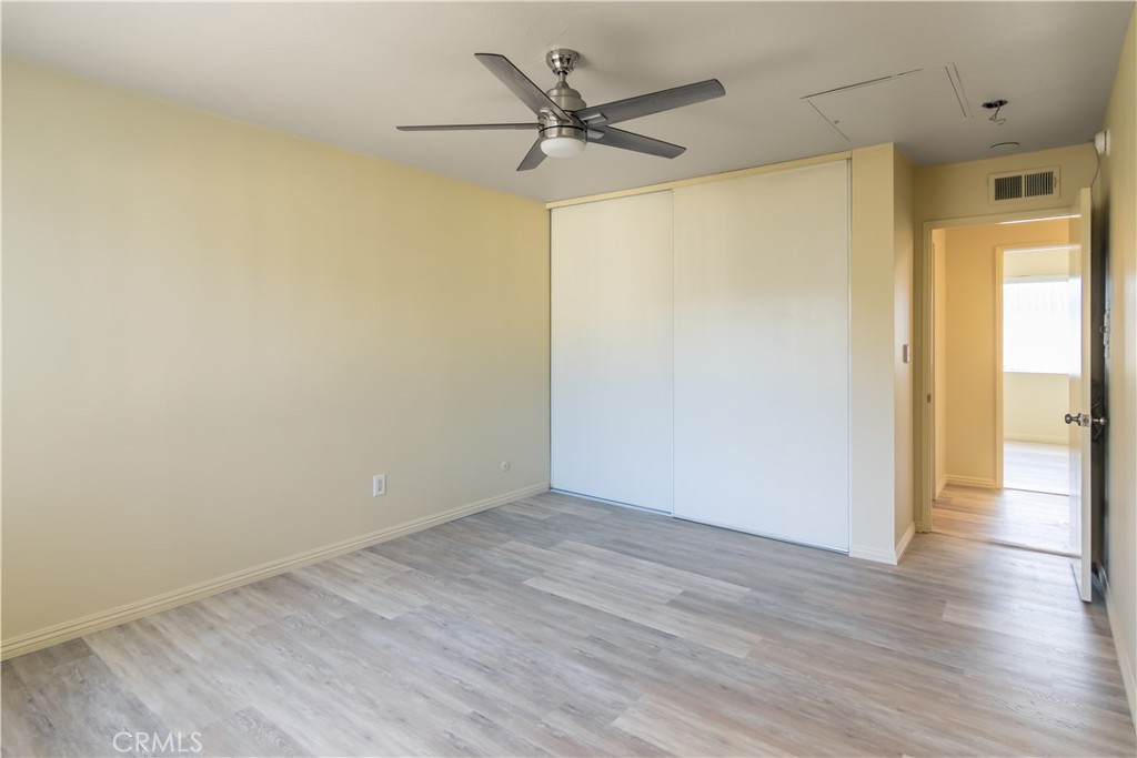 19216 Hamlin Street, Unit 6 Reseda, CA 91335 - Photo 10 of 20