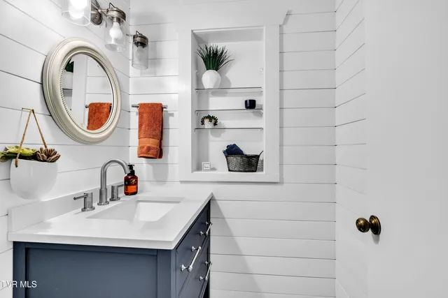 $789,900 | 176 Timberlake Drive, Rogersville, TN 37857