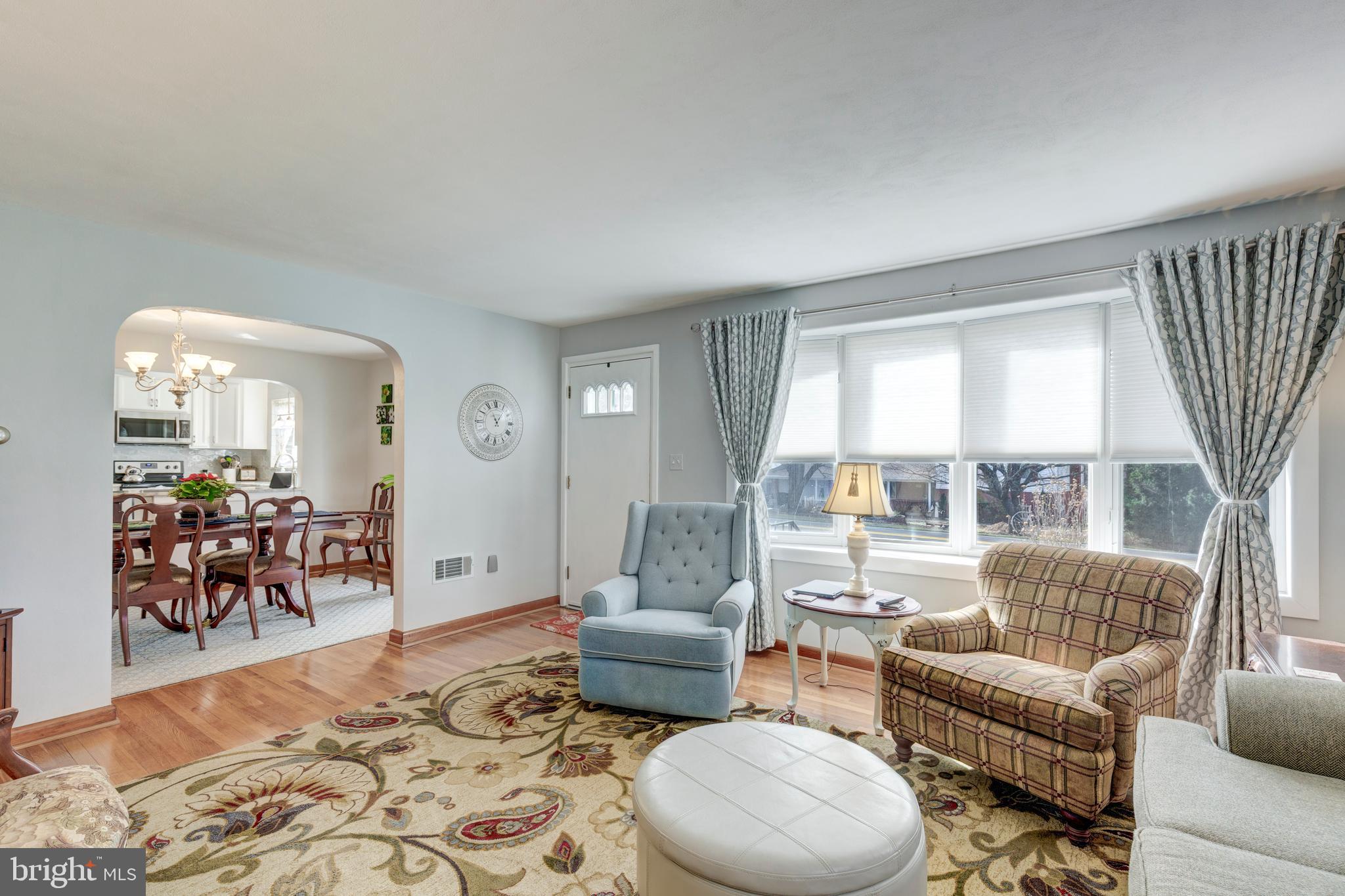 4220 Maple Grove Road Hampstead, MD 21074 - Photo 12 of 52 Check out the natural lighting