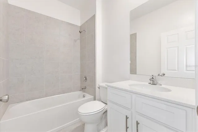 $384,730 | 1427 Alston Bay Boulevard, Apopka, FL 32703