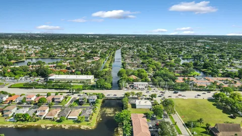 $399,000 | 7204 Northwest 71st Avenue, Tamarac, FL 33321