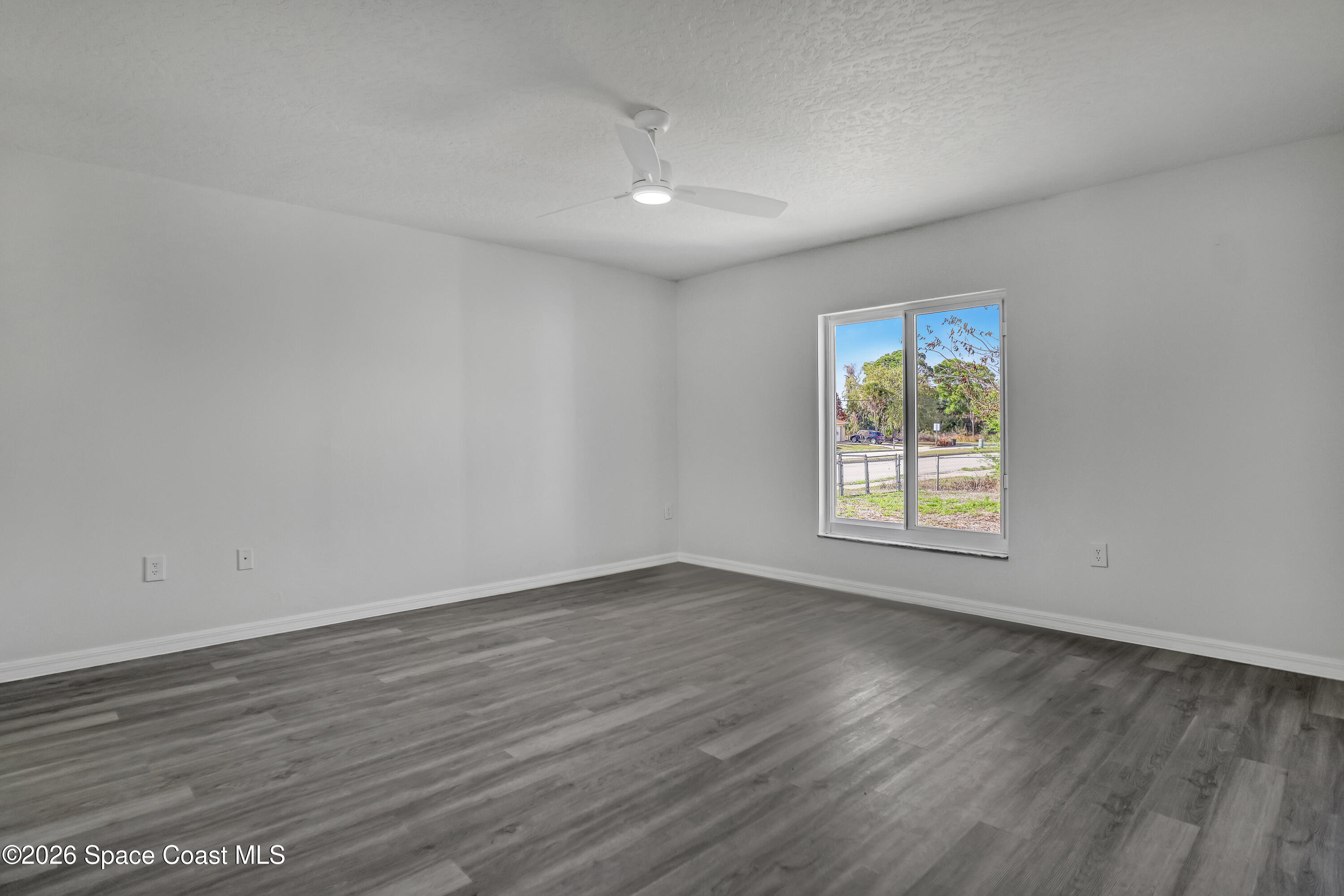 903 Raleigh Road Southeast Palm Bay, FL 32909 - Photo 17 of 30 Large Master Bedroom