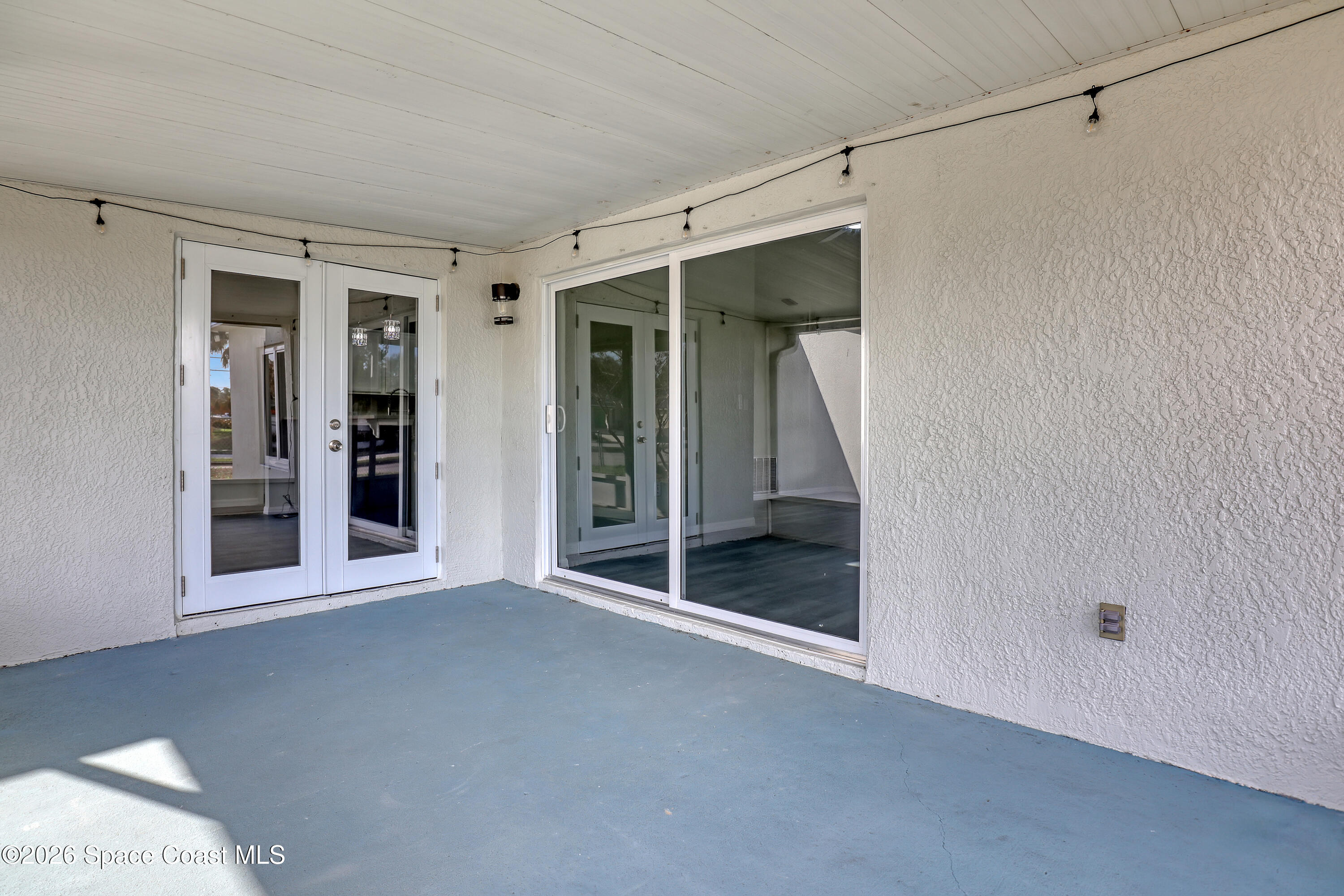 903 Raleigh Road Southeast Palm Bay, FL 32909 - Photo 25 of 30 Screened Lanai