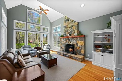 $1,645,000 | 74 George Hull Hill Road, Redding, CT 06896