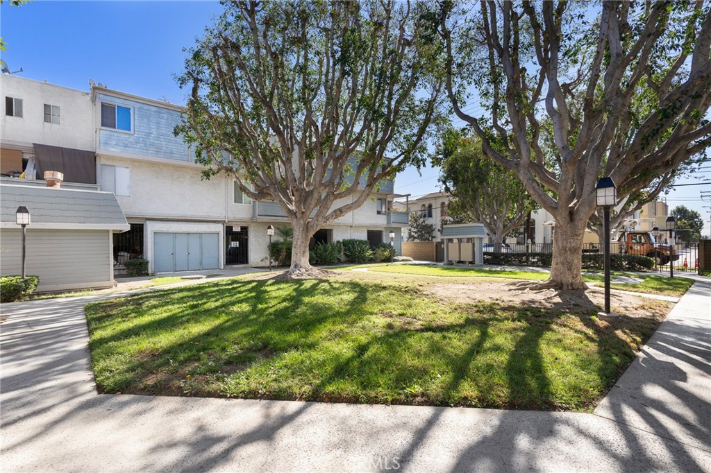 125 West South St Unit 1  