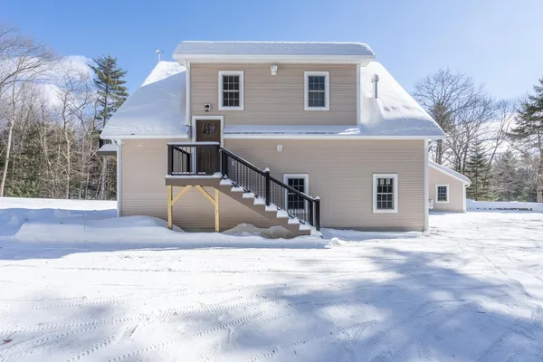 $2,000 | 115 Great Pine Circle, Unit B, Farmington, NH 03835