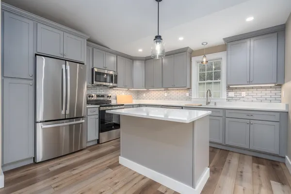 $2,000 | 115 Great Pine Circle, Unit B, Farmington, NH 03835