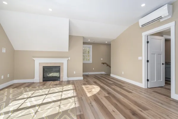 $2,000 | 115 Great Pine Circle, Unit B, Farmington, NH 03835