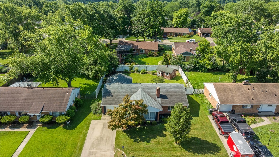 928 East Stroop Road Dayton, OH 45429 - Photo 4 of 27