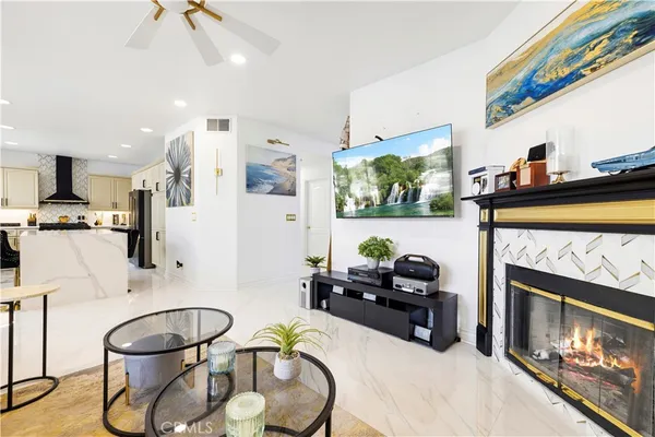 $1,179,000 | 23233 Sageview Court, Valencia, CA 91354