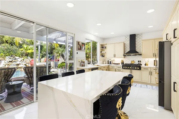 $1,179,000 | 23233 Sageview Court, Valencia, CA 91354