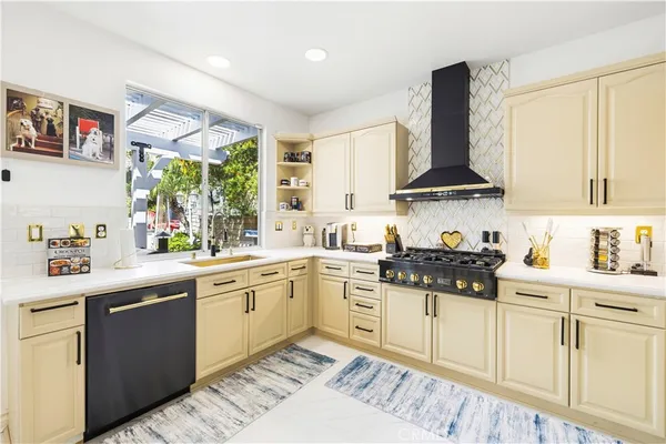 $1,179,000 | 23233 Sageview Court, Valencia, CA 91354