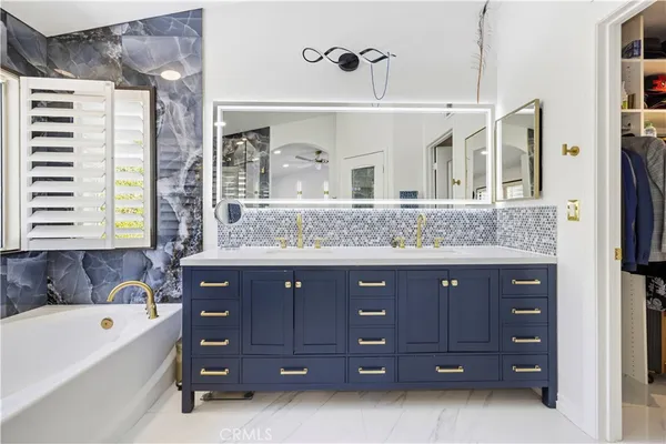 $1,179,000 | 23233 Sageview Court, Valencia, CA 91354