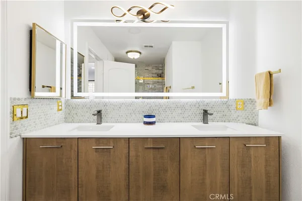 $1,179,000 | 23233 Sageview Court, Valencia, CA 91354